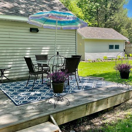 The Charming Glenn Cottage! Walk To Lake Michigan! Fennville Екстериор снимка