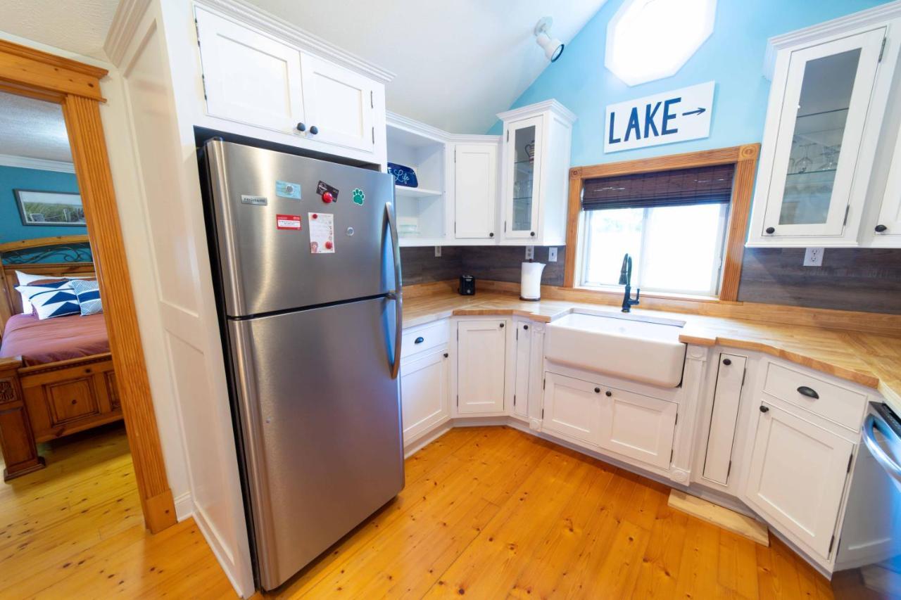 The Charming Glenn Cottage! Walk To Lake Michigan! Fennville Екстериор снимка