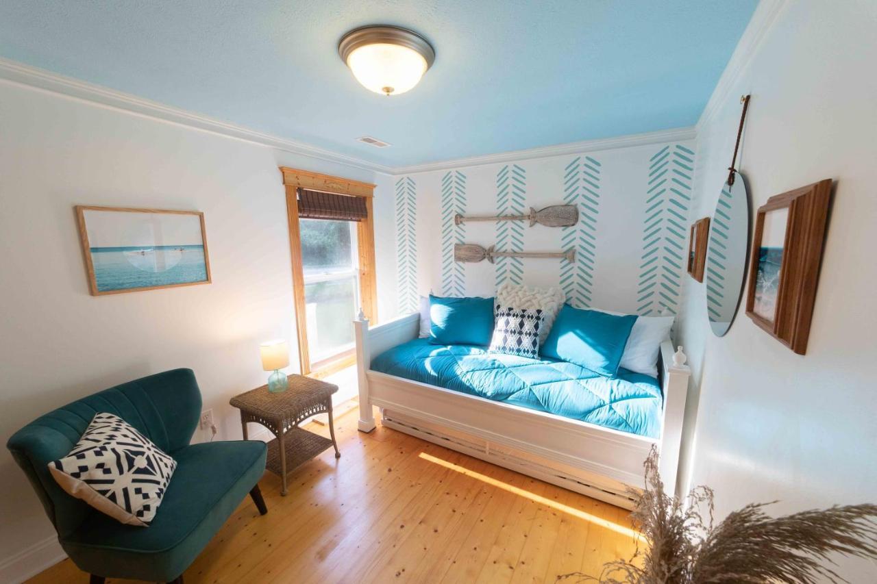 The Charming Glenn Cottage! Walk To Lake Michigan! Fennville Екстериор снимка