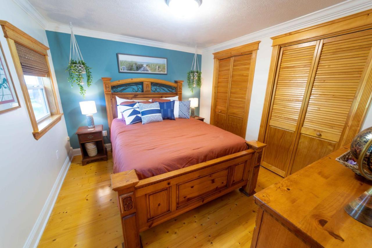 The Charming Glenn Cottage! Walk To Lake Michigan! Fennville Екстериор снимка