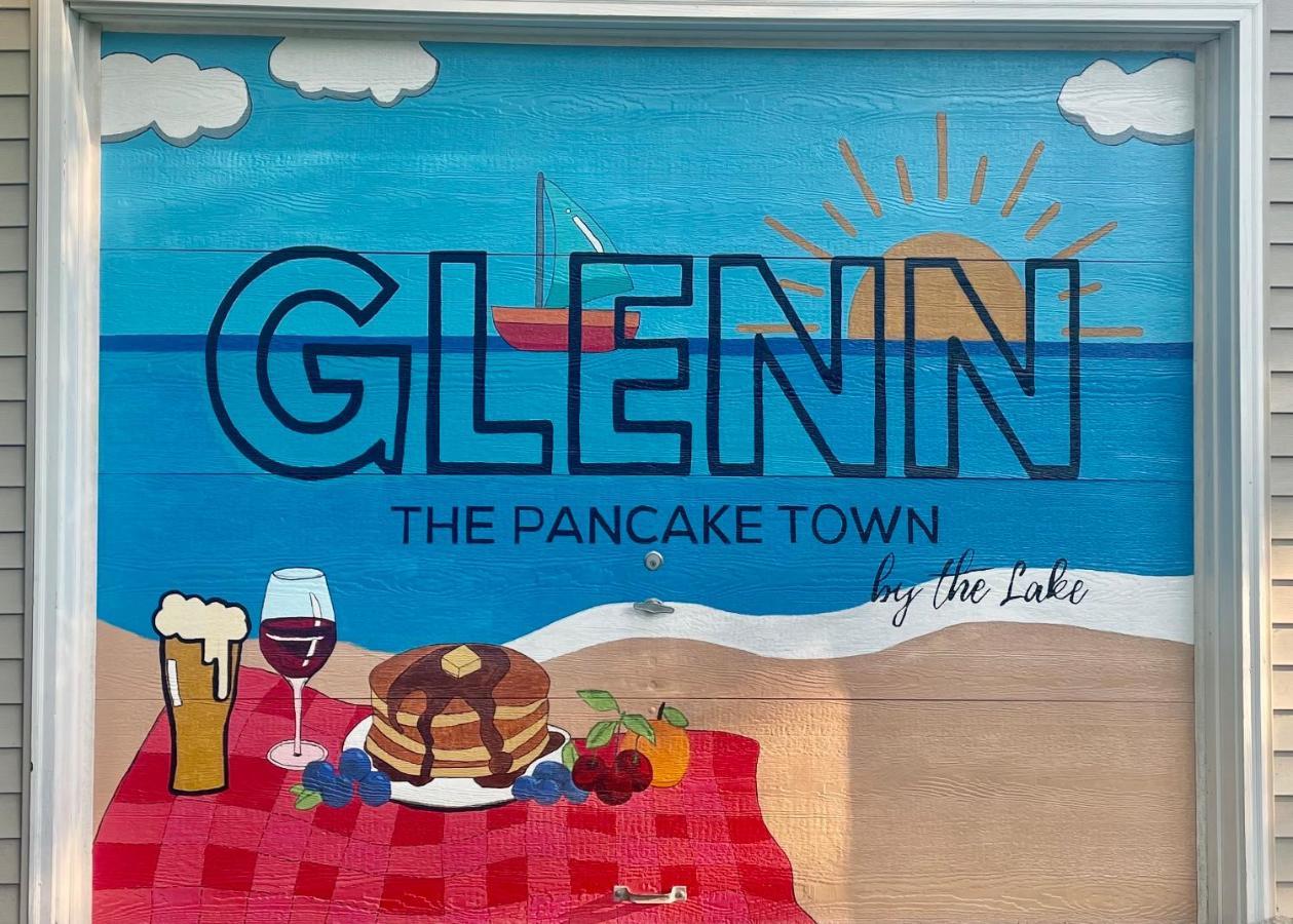 The Charming Glenn Cottage! Walk To Lake Michigan! Fennville Екстериор снимка